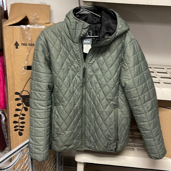Green puff jacket - Picture 1 of 1